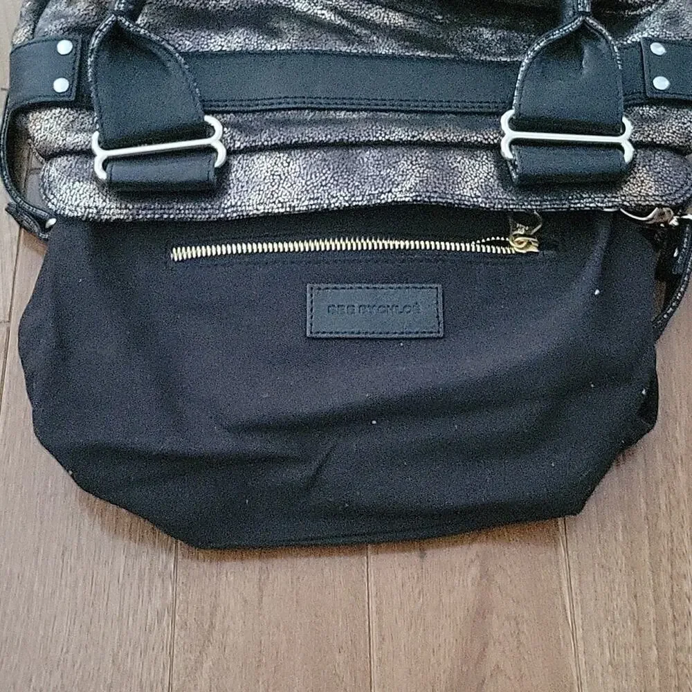See by Chloe Daytripper Satchel Bag Pewter Gold Leather Zip‎ Pockets Purse